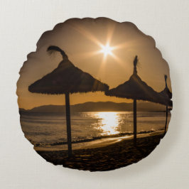 Solnedgång på stranden, Mallorca, Spanien Rund Kudde