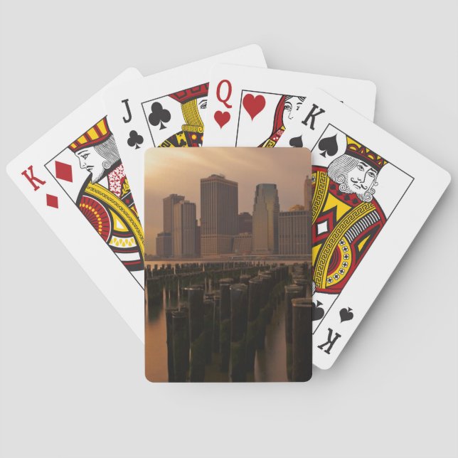 Solnedgång under stormen himlar över Öster Spelkort (Baksidan)