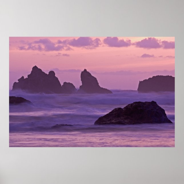 Solnedgång vid Bandon Beach Sea Stacks. Poster (Framsidan)