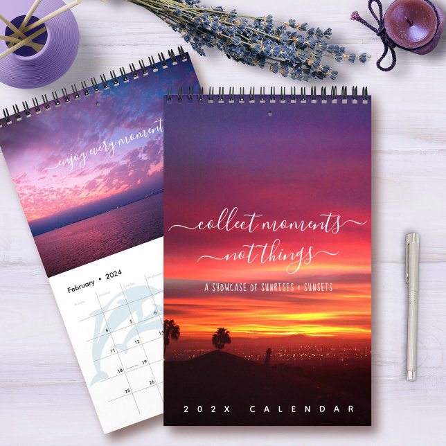 Solnedgångar citerar liggande foton en sida kalender (Skapare uppladdad)