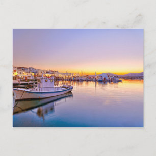 Solnedgången i Naousas hamn på ön Paros Vykort
