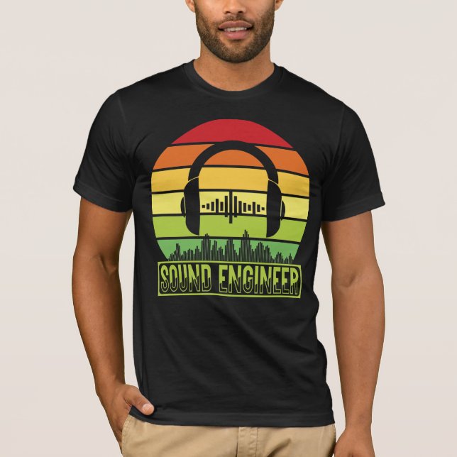 Solnedgångshalvnivåer i Ljud ingenjör T Shirt (Framsida)