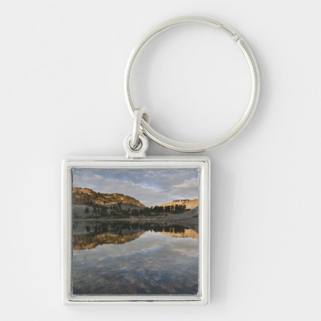 Solnedgångsreflektioner på Helen-sjön, Lassen Fyrkantig Silverfärgad Nyckelring (Framsidan)