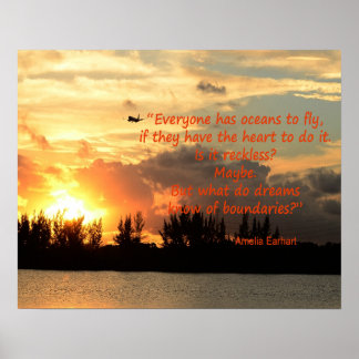 Solnedtonat foto med Amelia Earhart-citat Poster
