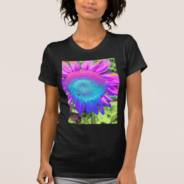 Solrofoto med blå rosa-funky tee (Framsida)
