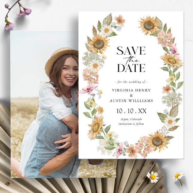Solros Foto Spara Datum Kort (Watercolor Wildflower Sunflower Wreath Floral Photo Save the Date Card
by Painted Paperie)