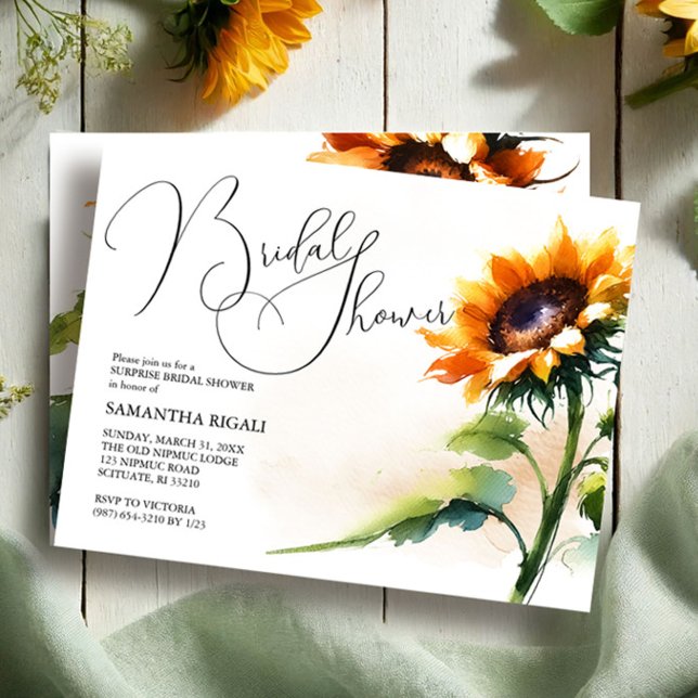 Solros Inbjudningskort för möhippan (rustic sunflower bridal shower invitations in watercolor shades of yellow and green by VG Invites)