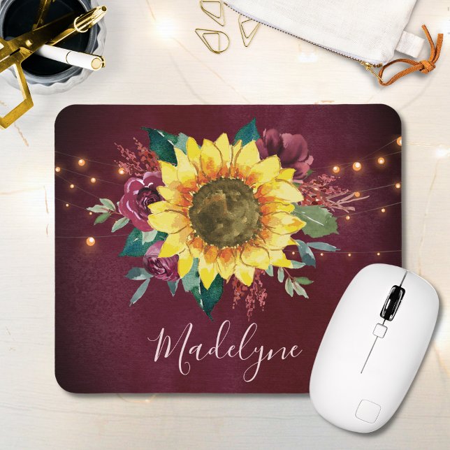 Solros Ljus Blommigt Burgundy Monogram Musmatta (Skapare uppladdad)