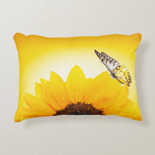 Solros med fjäril prydnadskudde (Framsidan)