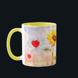 Solros och hjärtballonger Romantic Gift Design Mugg<br><div class="desc">För in glädje, kärlek och solsken i varje ögonblick med denna vackra utformning som har en vibrerande solros omgiven av röda hjärtballonger och drömbubblor. Perfekt för romantiska gåvor, årsdagar, Alla hjärtans dag, födelsedagar eller bara för att sprida lycka. Den här mångsidiga teckningen ser ut som fantastisk på T-shirts, mugg, kuddar,...</div>
