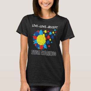 Solrosautism Medvetenhet lever och Kärlek accepter T Shirt