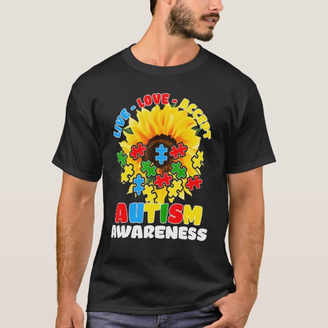 Solrosautism Medvetenhet om att Kärlek accepterar  T Shirt (Framsida)