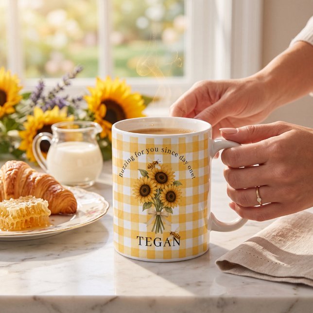 Solrosbi Gingham Blommig Känslighetsmugg Kaffemugg (Skapare uppladdad)