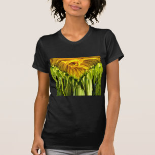 Solrosfoto för elegantens gult tee