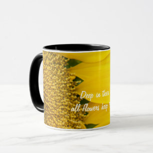 Solrosnärbildfoto och inspirera citationstecken mugg