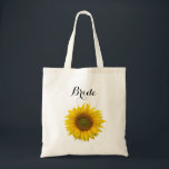 Solrosolja, Blommigt, Bröllopsfest Tygkasse<br><div class="desc">Blommigt Bride bröllop hade en solrosbild i gulten. Med elegantens svarta typografiktext kan du anpassa med ett eget meddelande. En underbar bröllopsfest som säkert gör bruden lycklig!</div>