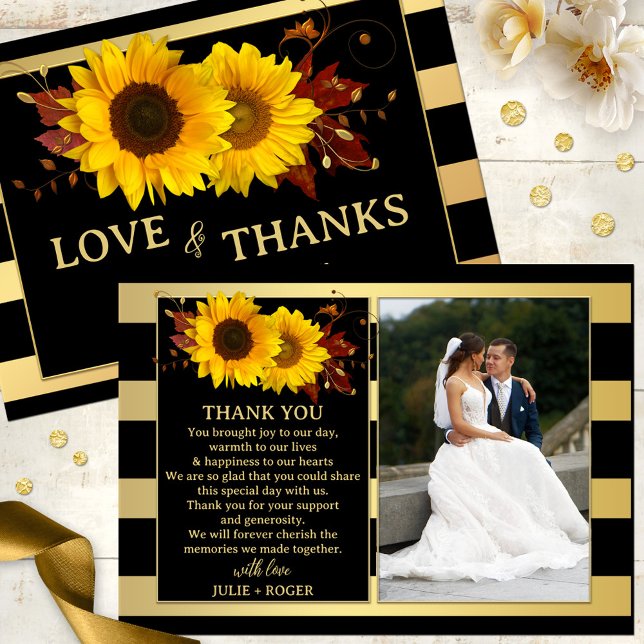 Solrossolfoto Bröllop med stripe Guld Tack Kort (Gorgeous photo Thank You card featuring festive sunflowers and fall leaves on a chic gold stripe)