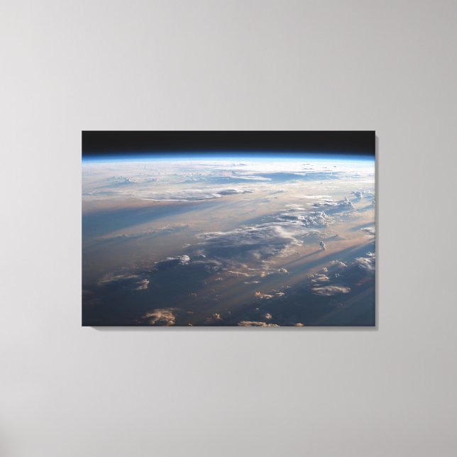 Solskaster Long Shadows over Philippine Sea Canvastryck (Framsida)