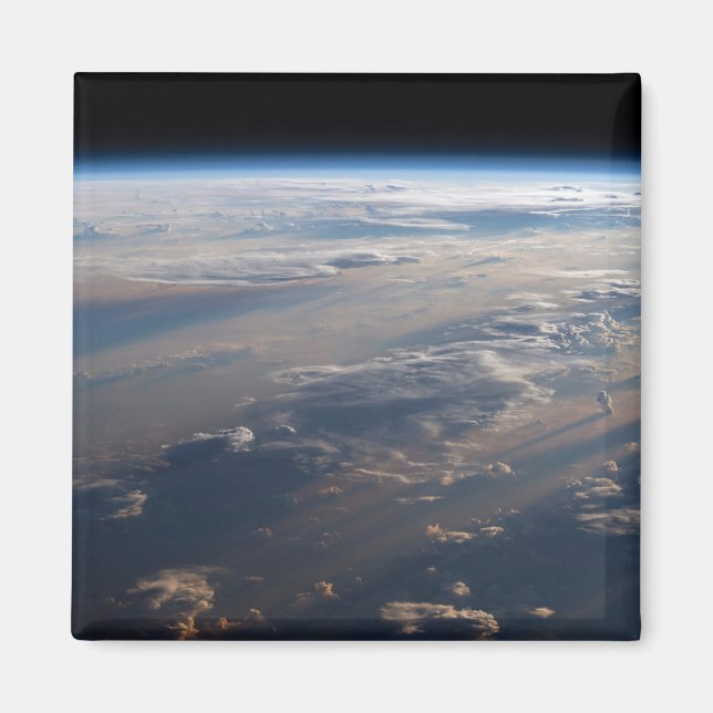 Solskaster Long Shadows over Philippine Sea Magnet (Framsidan)