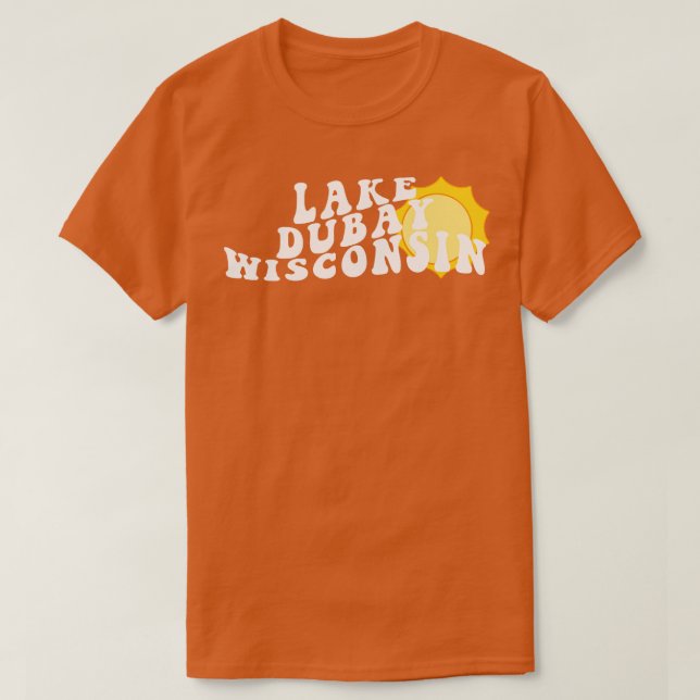 Solsken i Sjö Dubay Wisconsin Retro Vågigt 1970-ta T Shirt (Design framsida)