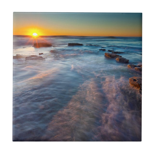 Solstrålar belyser Stilla havet Kakelplatta (Framsidan)