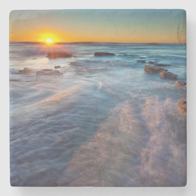 Solstrålar belyser Stilla havet Underlägg Sten (Framsidan)