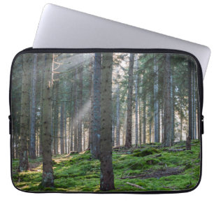 Solstrålar i Svarta skogen Laptop Fodral