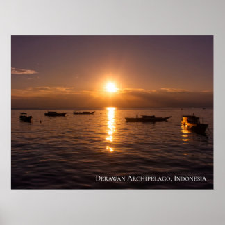 Solstrålar Solnedgångsstrålar Flytande båtar Hav S Poster