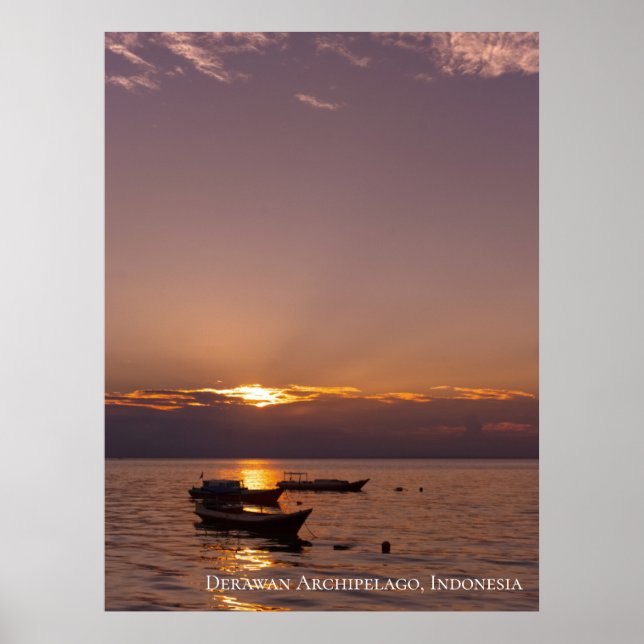 Solstrålar Solnedgångsstrålar Flytande Båtar Hav S Poster (Framsidan)