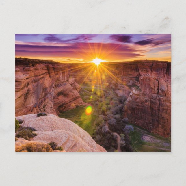 Solstrålning vid Canyon de Chelly, AZ Vykort (Framsida)
