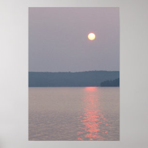 Soluppgång, Elk Sjö, Michigan. Poster