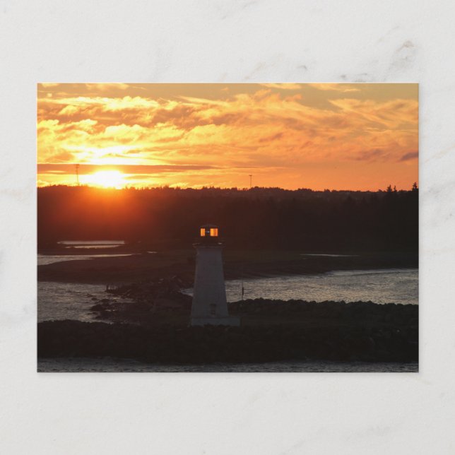 Soluppgång, fyr i hamnen på Halifax, Foto Vykort (Framsida)