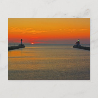 Soluppgång genom kanalen vykort