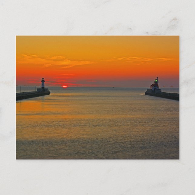 Soluppgång genom kanalen vykort (Framsida)