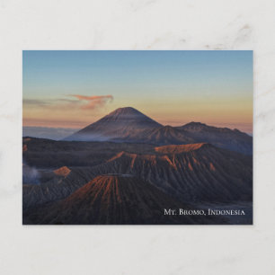 Soluppgång i gryningen vid Mount Bromo Indonesien  Vykort