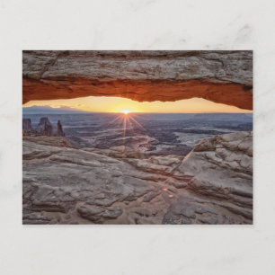 Soluppgång i Mesa Arch, Canyonlands nationalpark Vykort