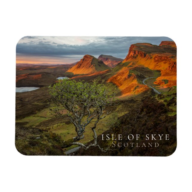 Soluppgång i Quiraingberg på Skye, Skottland Magnet (Horisontell)
