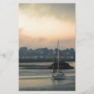 Soluppgång och båtar