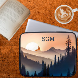 Soluppgång över bergen Monogram Laptop Fodral