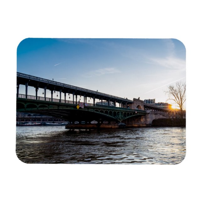 Soluppgång över Bir-Hakeim-bron på vintern - Paris Magnet (Horisontell)