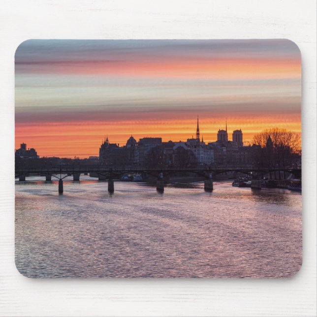 Soluppgång över Ile de la Cite och Notre Dame - Pa Musmatta (Framsidan)