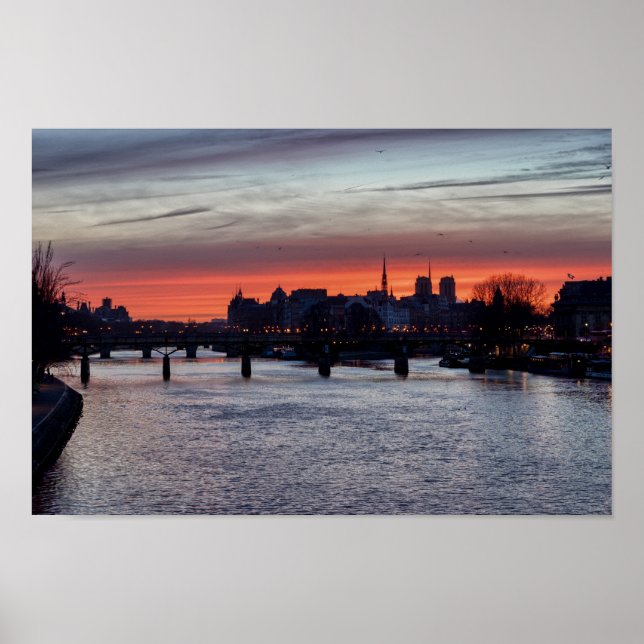 Soluppgång över Ile de la Cite och Notre Dame - Pa Poster (Framsidan)