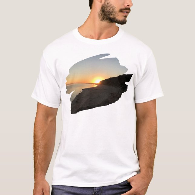 Soluppgång över Long Island Ljud T Shirt (Framsida)