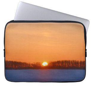 Soluppgång över prärien Manitoba, Kanada Laptop Fodral