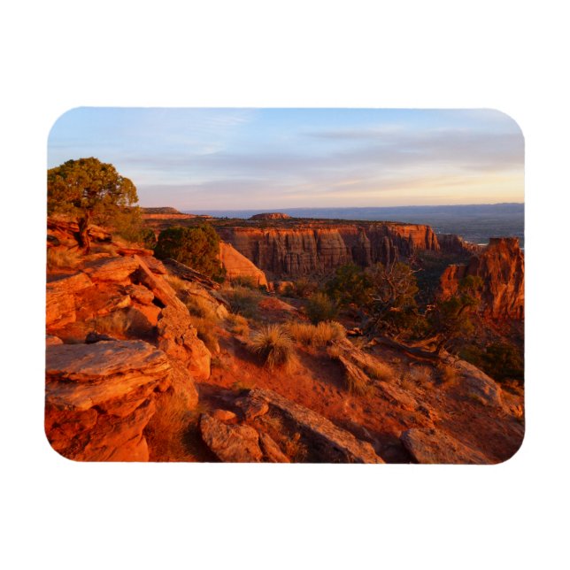 Soluppgång på Grand View Trail at CO Monument Magnet (Horisontell)