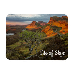 Soluppgång på Quiraing berg på Skye, Skottland Magnet