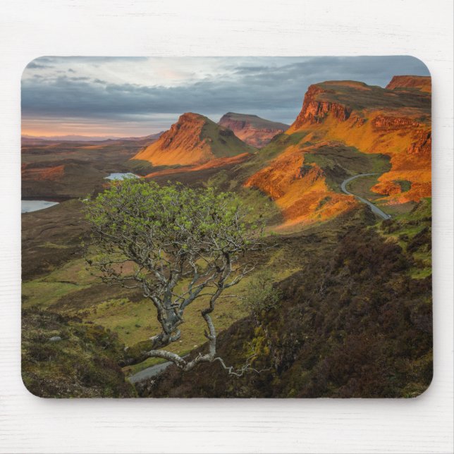 Soluppgång på Quiraing berg på Skye, Skottland Musmatta (Framsidan)