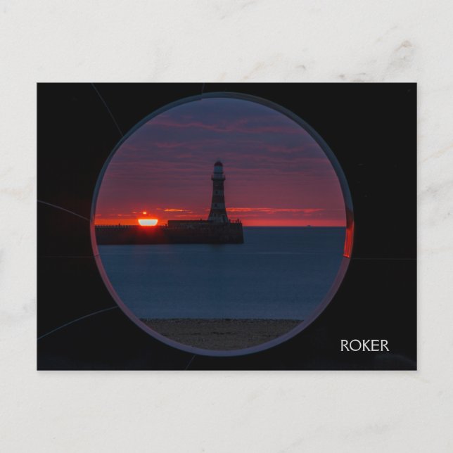 Soluppgång på Roker Lighthouse-England Postcard Vykort (Framsida)