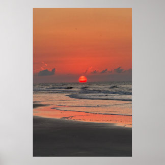 Soluppgång på stranden på Isle Of Palms Poster
