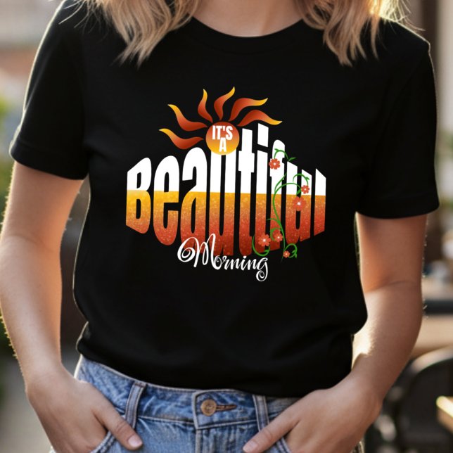 Soluppgång Positivt Meddelande Sött T Shirt (Everyday tee with fun, colorful hand drawn accents will make you pop on that next outing.)